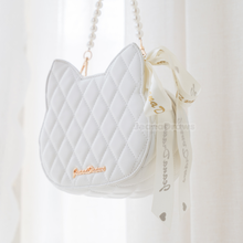 Load image into Gallery viewer, White Cat Quilted Handbag