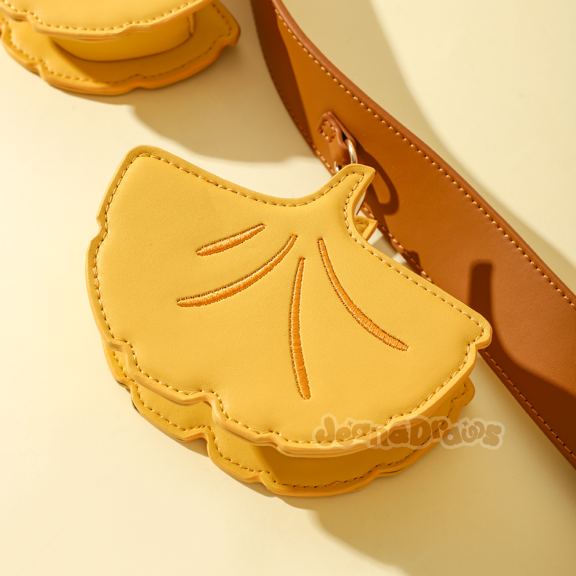 Ginkgo Dangle Coin Pouch