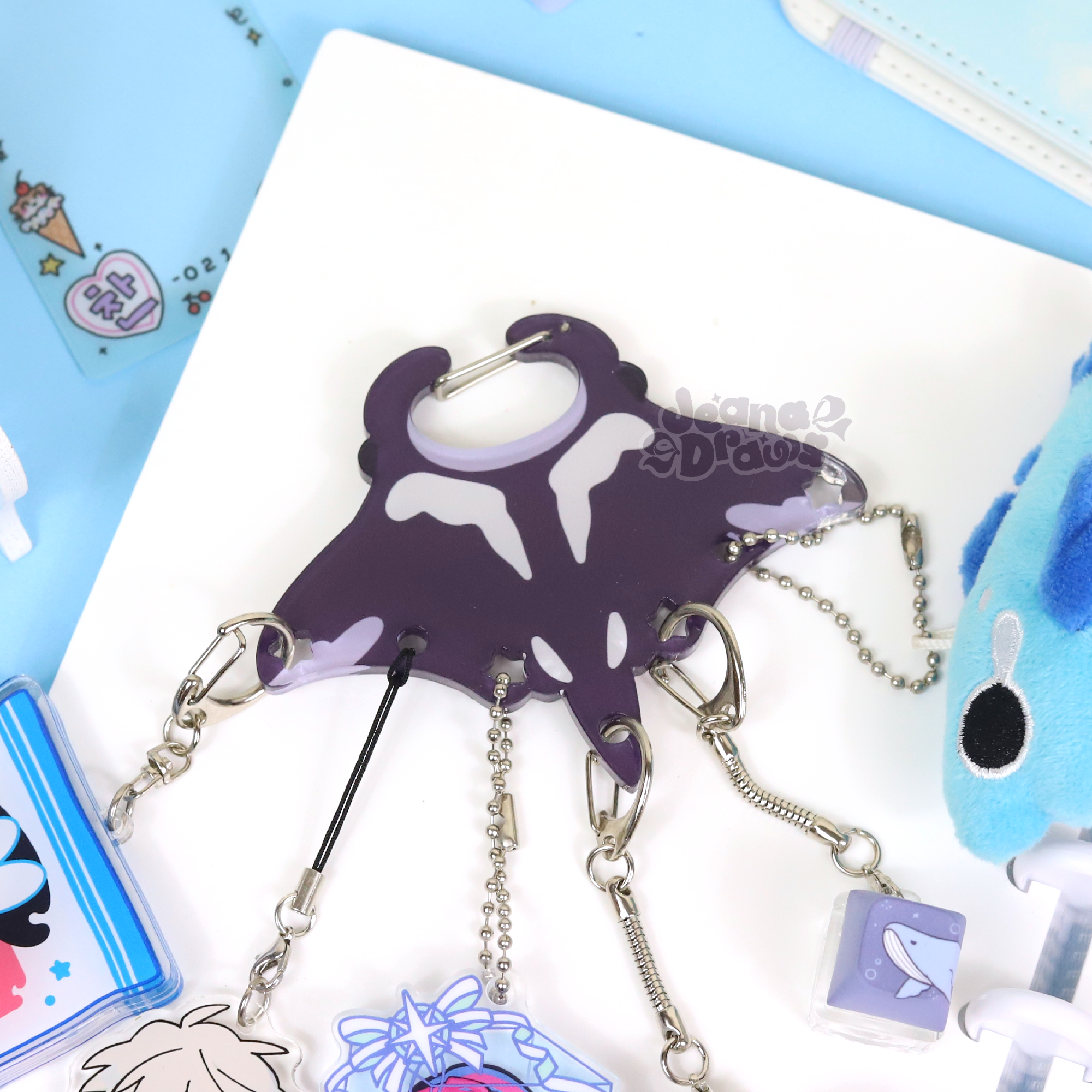 Manta Ray Acrylic Carabiner