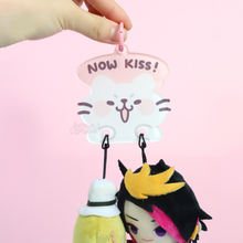 Load image into Gallery viewer, Now Kiss Keychain Holder
