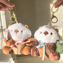 Load image into Gallery viewer, Lakko Otter Magnetic Plush Keychain Pair
