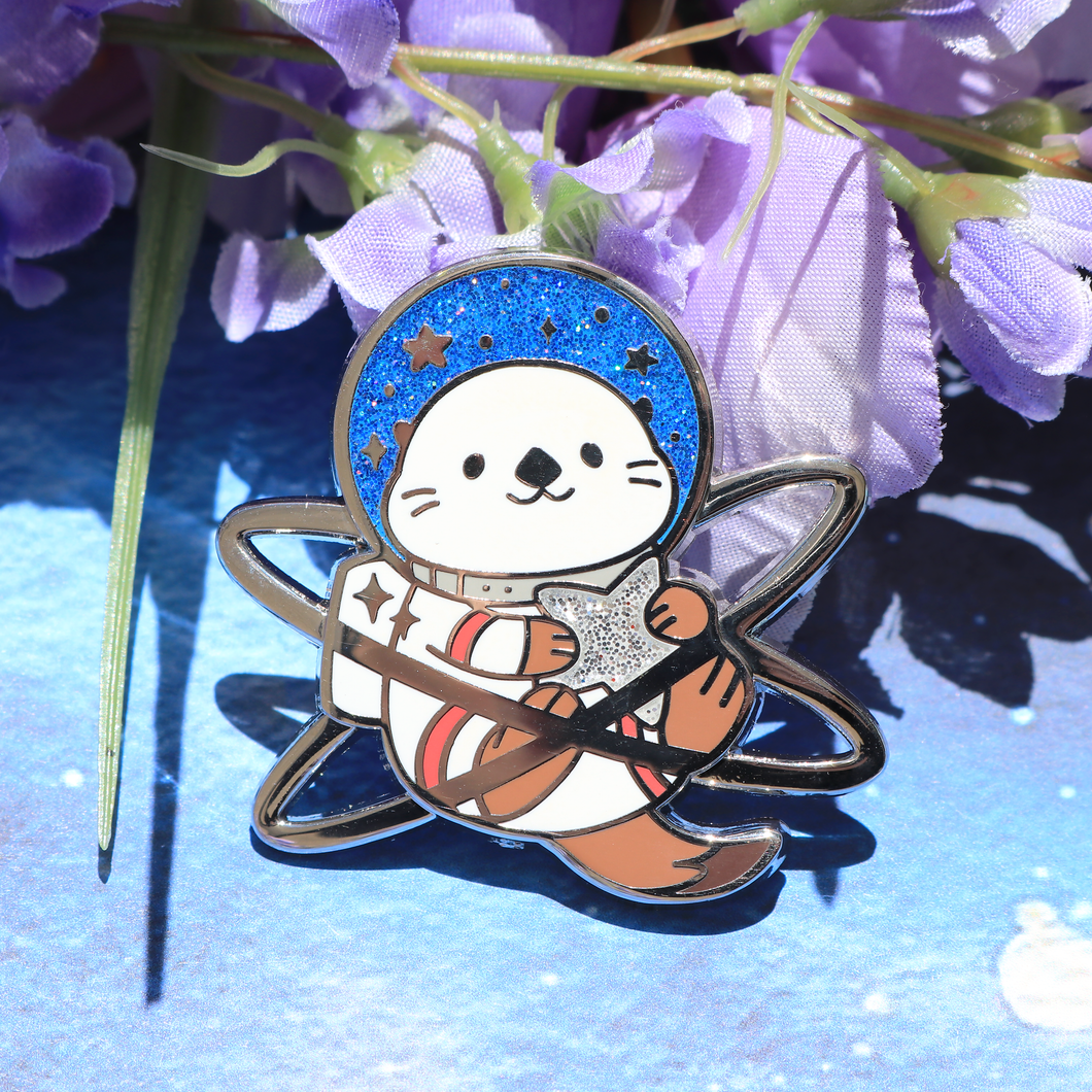 Silver Otter Space Enamel Pin