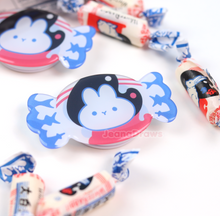 Load image into Gallery viewer, White Rabbit Candy Phone Grip
