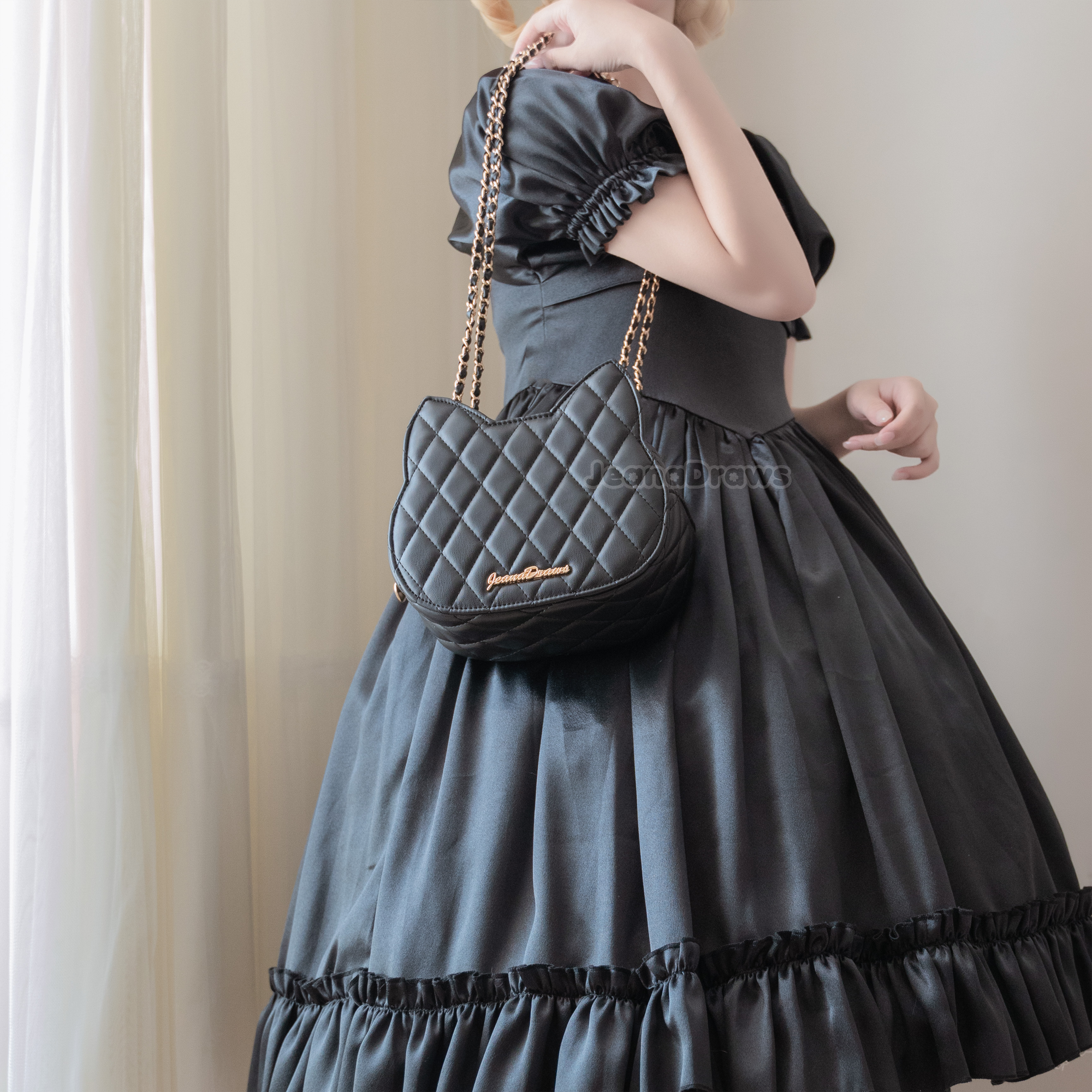Black Cat Quilted Handbag