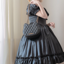 Load image into Gallery viewer, Black Cat Quilted Handbag
