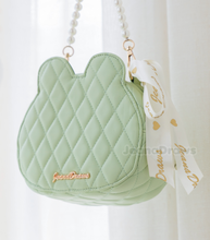 Load image into Gallery viewer, Frog Quilted Handbag
