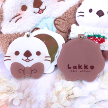 Load image into Gallery viewer, Lakko Hand Mirror
