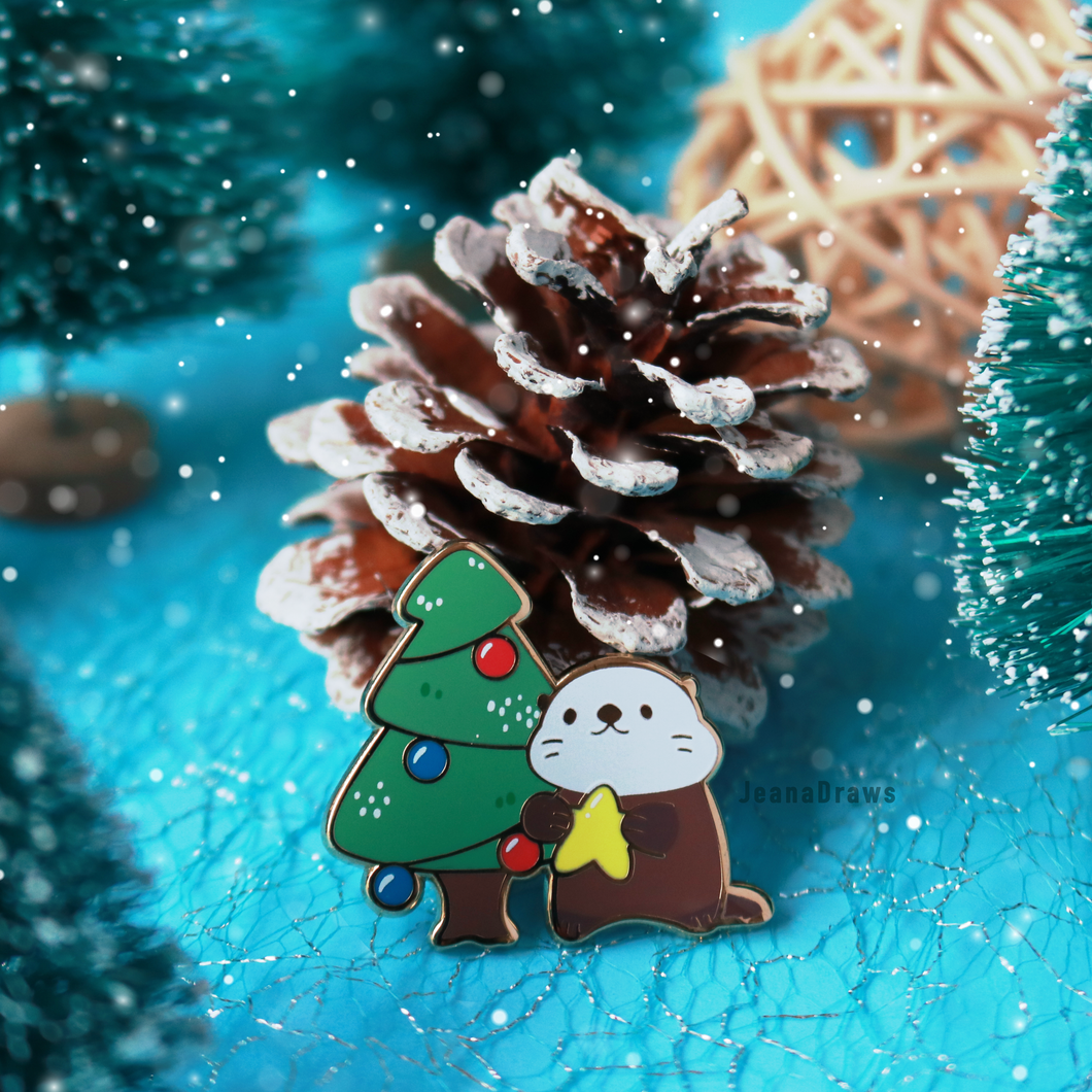 Christmas Tree Lakko Enamel Pin